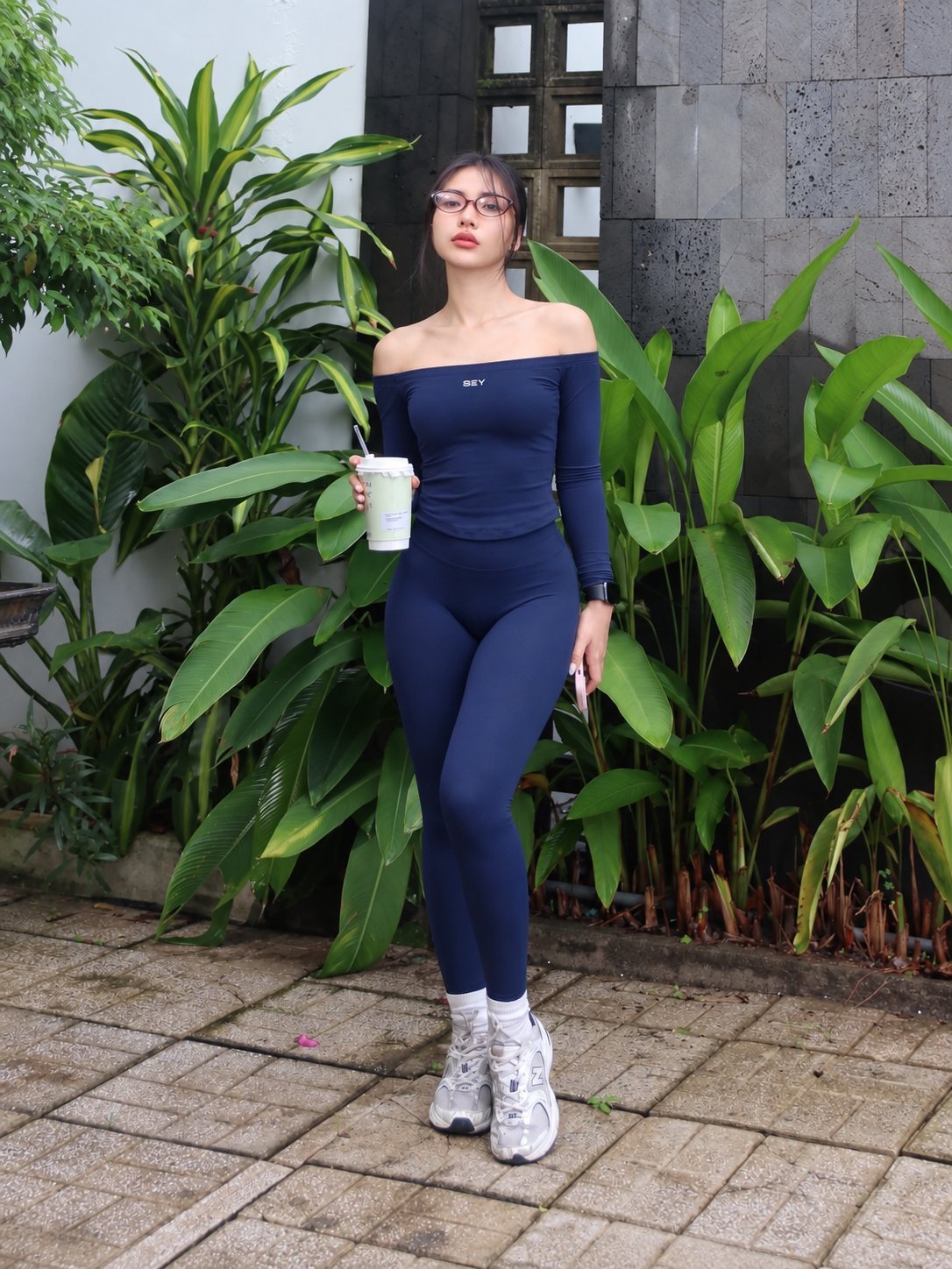 Off-Shoulder set
